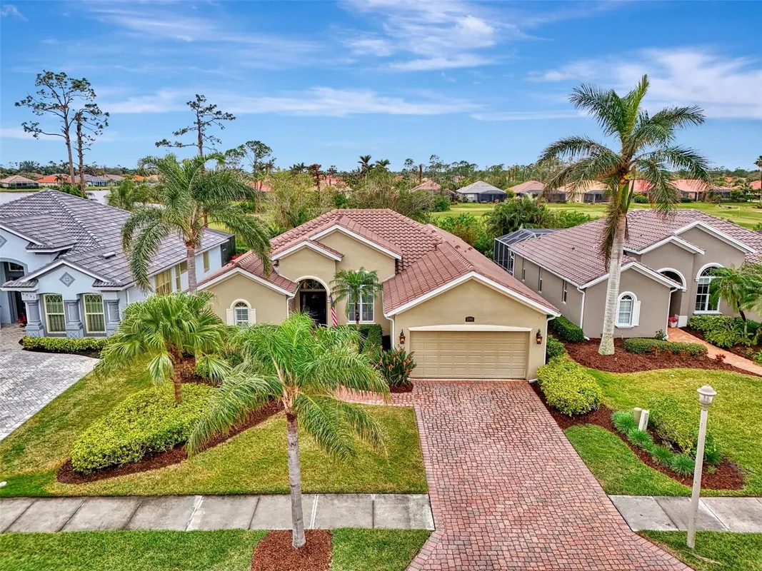Property Slideshow image 1 of 61 | 5561 white ibis dr, North Port, FL, 34287
