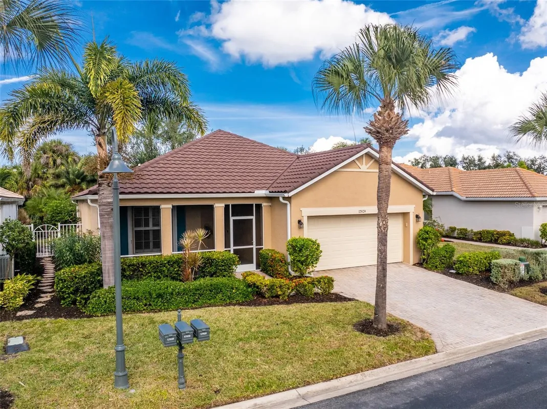 Property Slideshow image 1 of 59 | 17929 courtside landings cir, Punta Gorda, FL, 33955