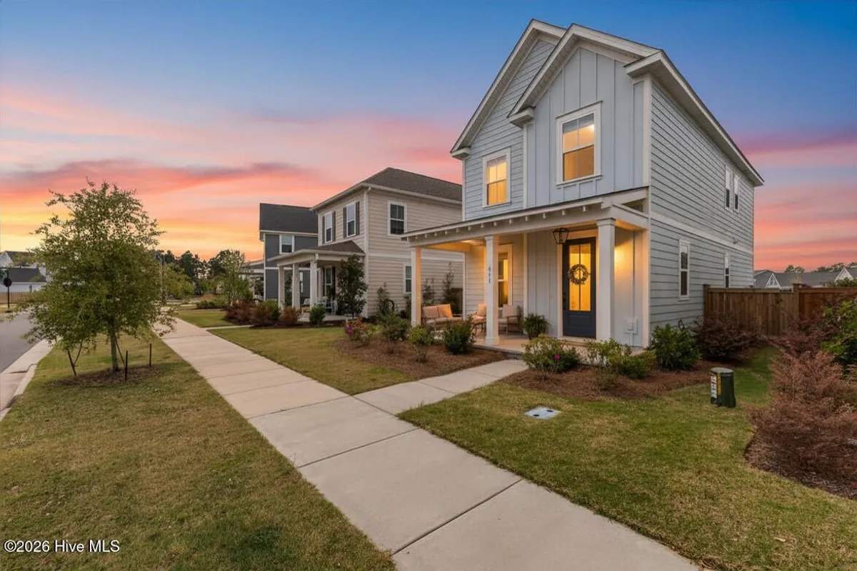 Property Slideshow image 1 of 30 | 971 fresnel run, Wilmington, NC, 28412