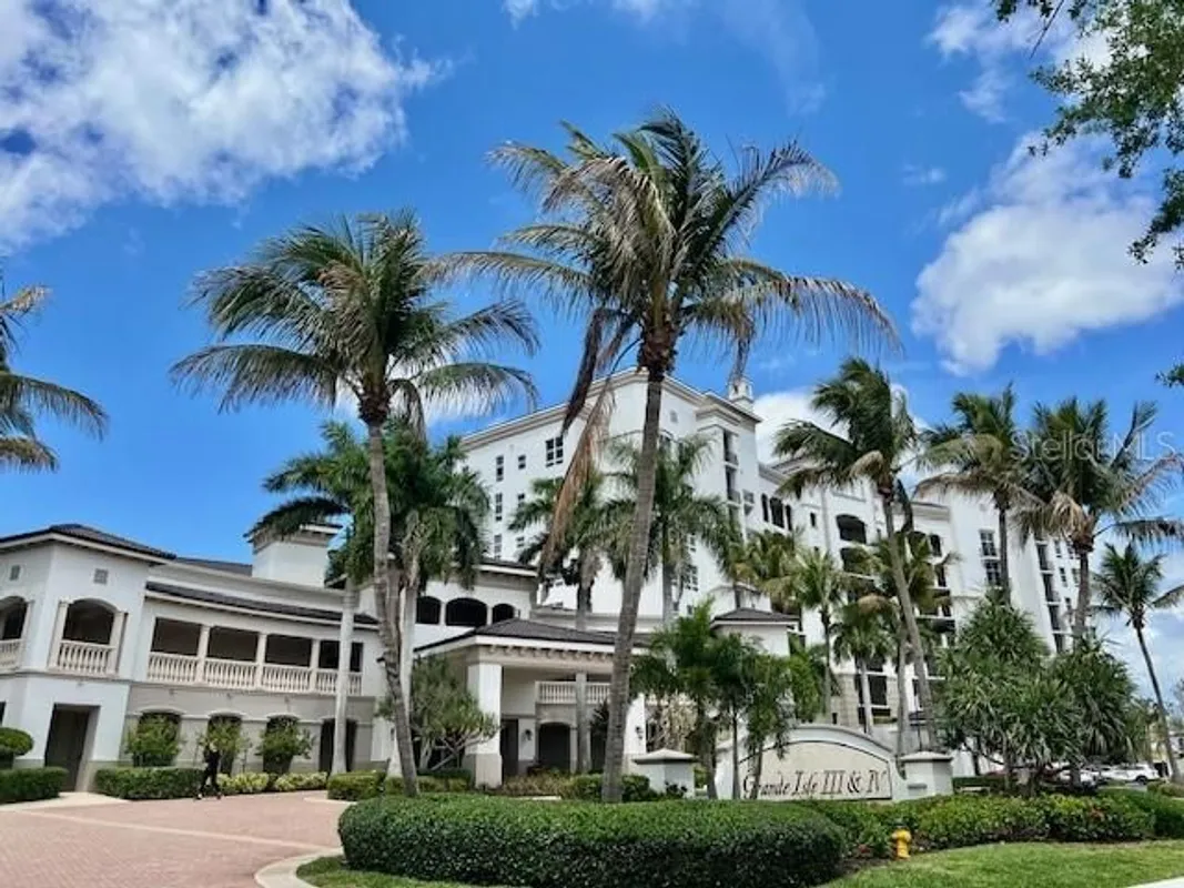 Property Slideshow image 1 of 63 | 3333 sunset key cir 303, Punta Gorda, FL, 33955