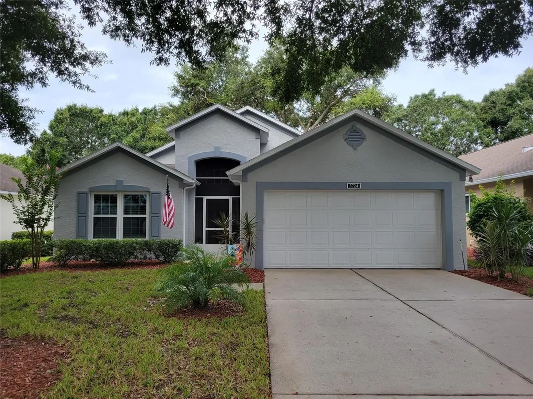 Property Slideshow image 1 of 46 | 3724 westerham dr, Clermont, FL, 34711