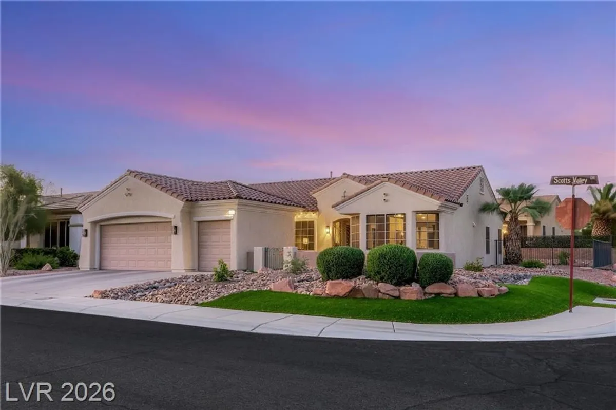 Property Slideshow image 1 of 40 | 3110 scotts valley dr, Henderson, NV, 89052