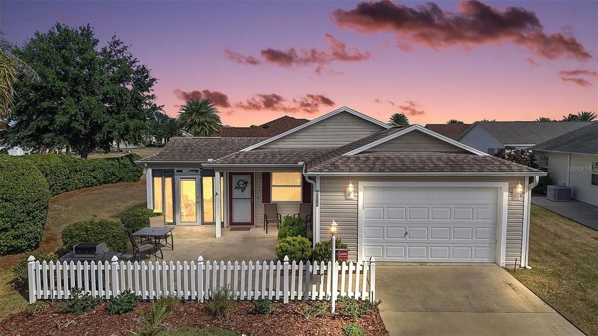 Property Slideshow image 1 of 41 | 1362 viola ct, The Villages, FL, 32163