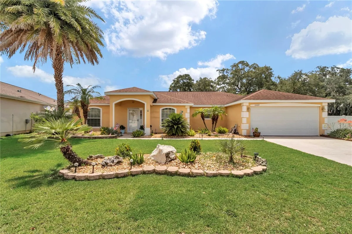 Property Slideshow image 1 of 54 | 12439 ne 48th cir, Oxford, FL, 34484