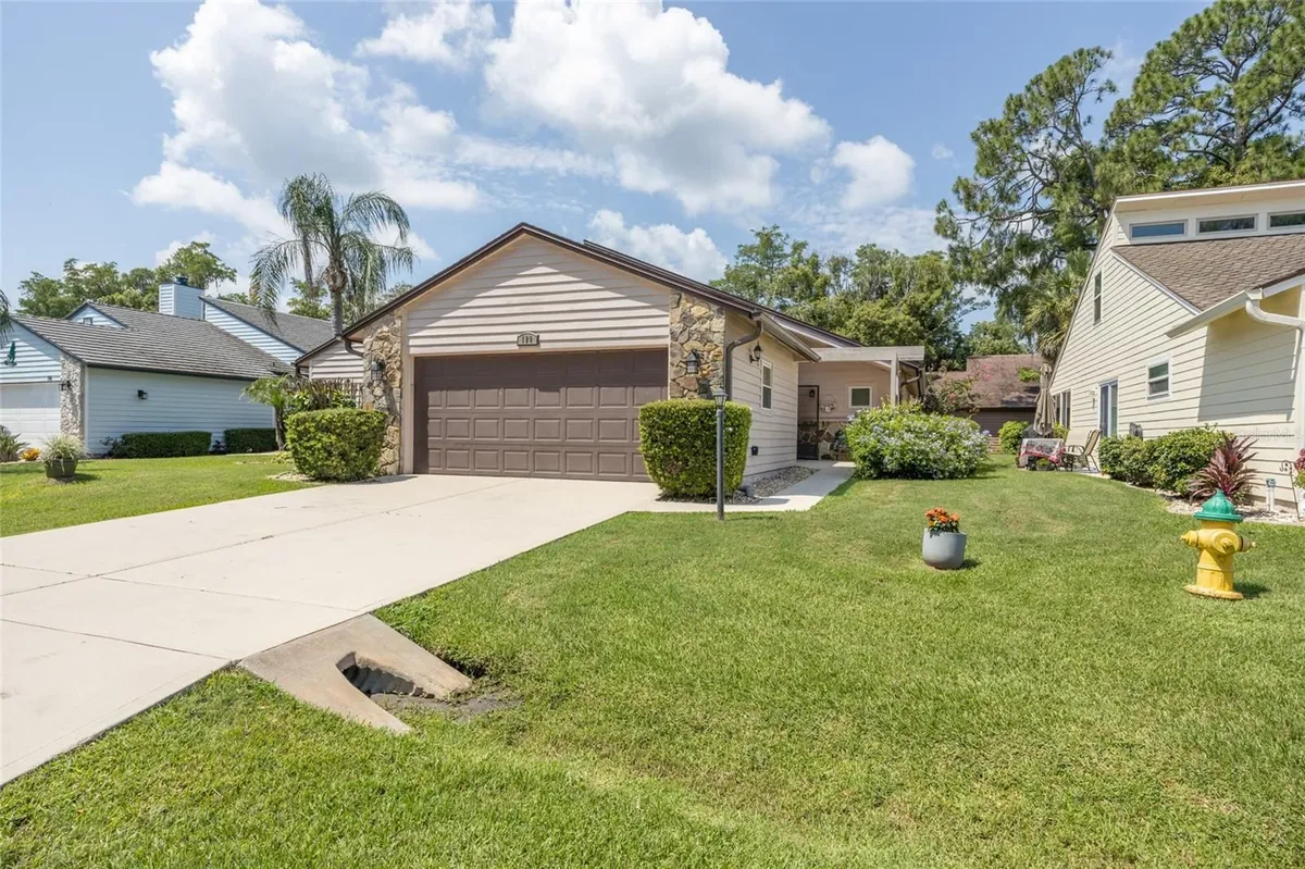Property Slideshow image 1 of 38 | 120 gull cir, Daytona Beach, FL, 32119