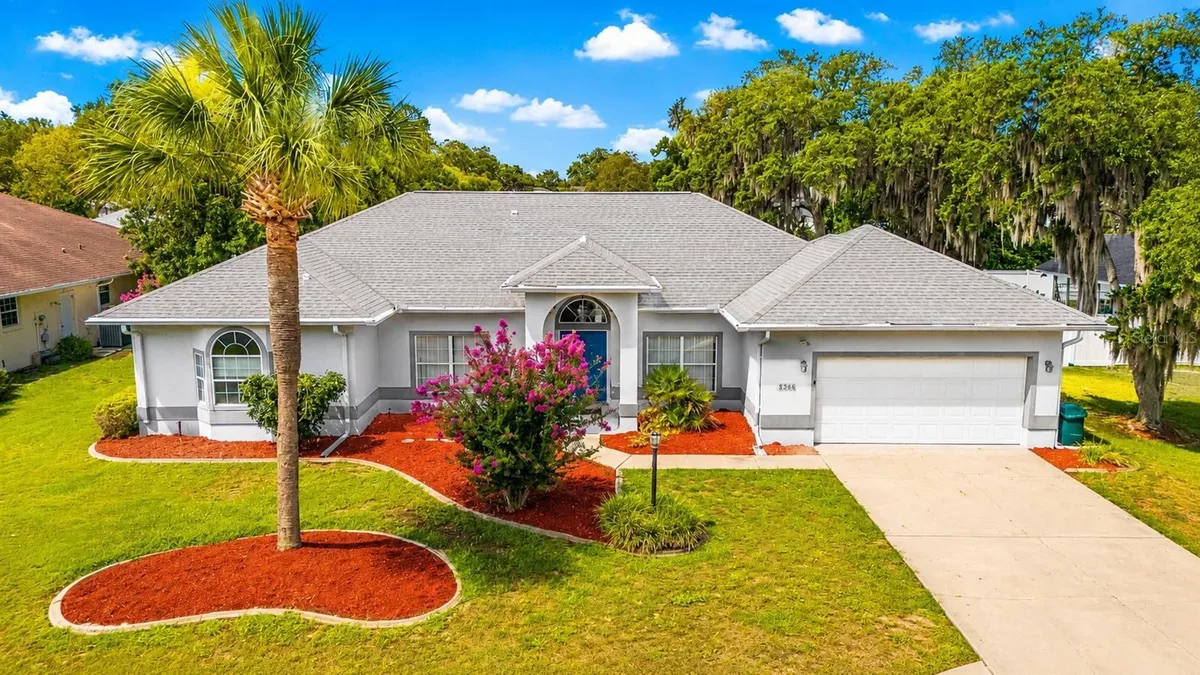 Property Slideshow image 1 of 22 | 5366 sw 86th pl, Ocala, FL, 34476