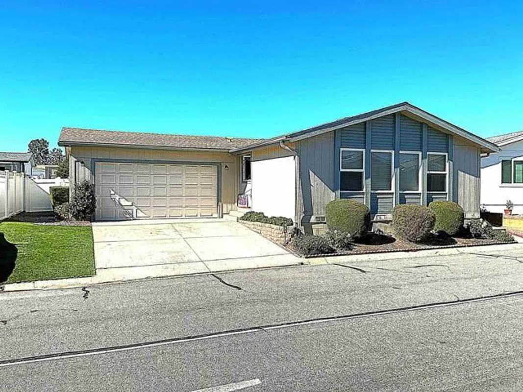 Property Slideshow image 1 of 1 | 632 via bogota, Vista, CA, 92081