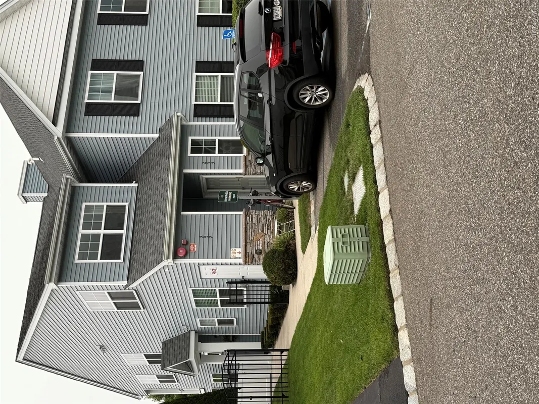 Property Slideshow image 1 of 1 | 252 sand hills ln, Brookhaven, NY, 11763