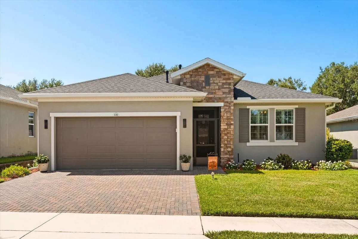 Property Slideshow image 1 of 54 | 100 silver maple rd, Groveland, FL, 34736