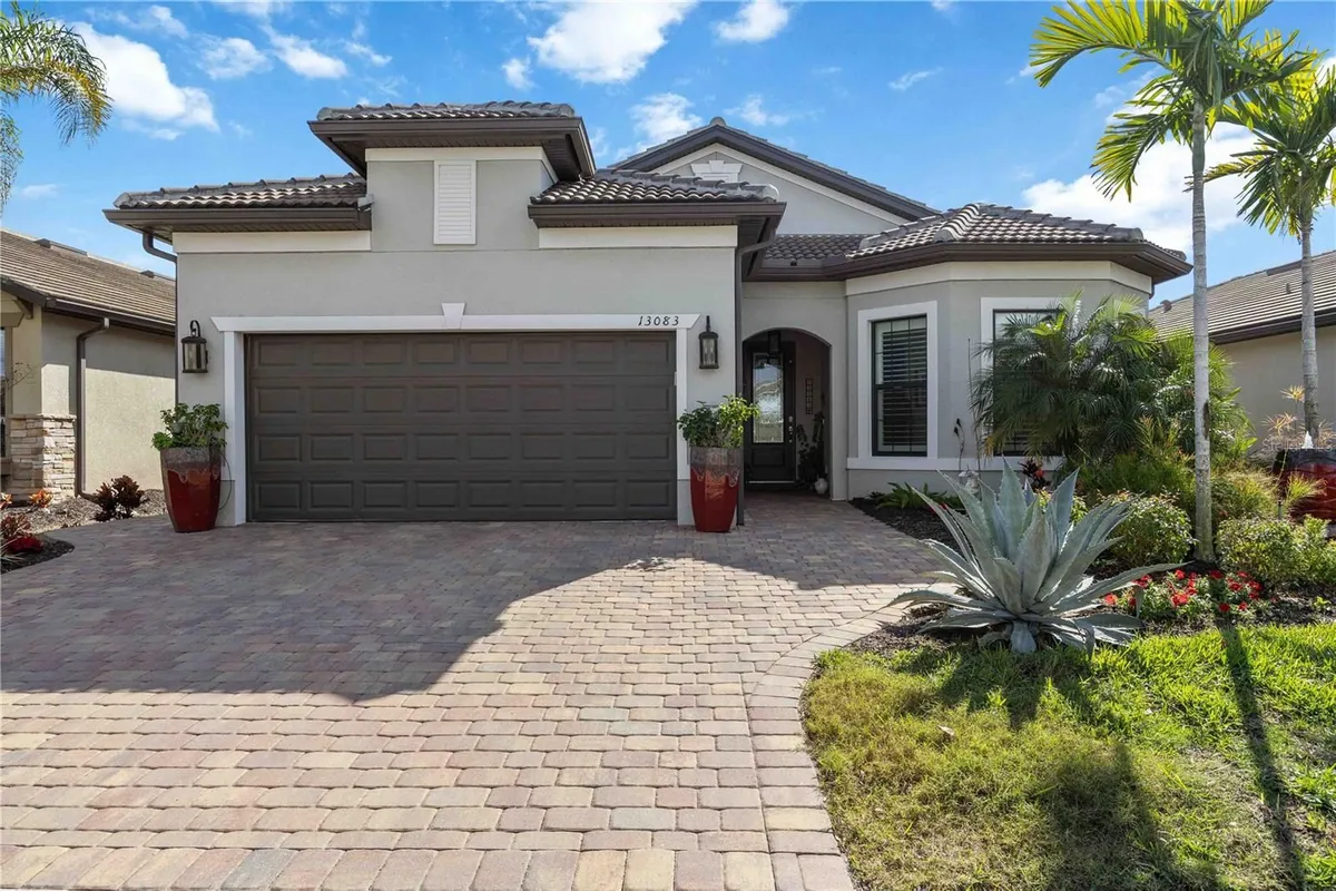 Property Slideshow image 1 of 65 | 13083 borrego st, Venice, FL, 34293