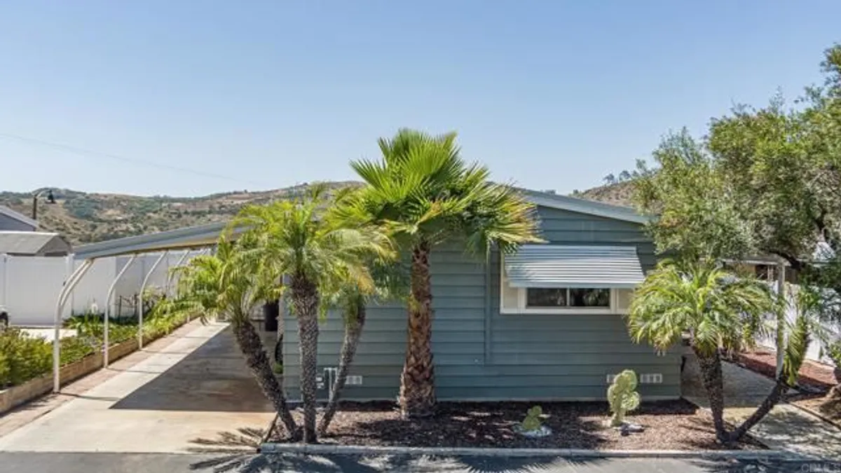 Property Slideshow image 1 of 41 | 4650 dulin rd spc 27, Fallbrook, CA, 92028
