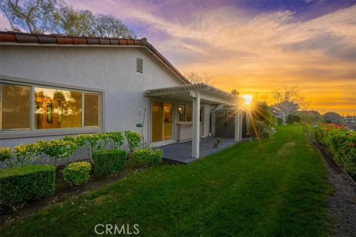 Property Slideshow image 1 of 37 | 27861 via dario, Mission Viejo, CA, 92692