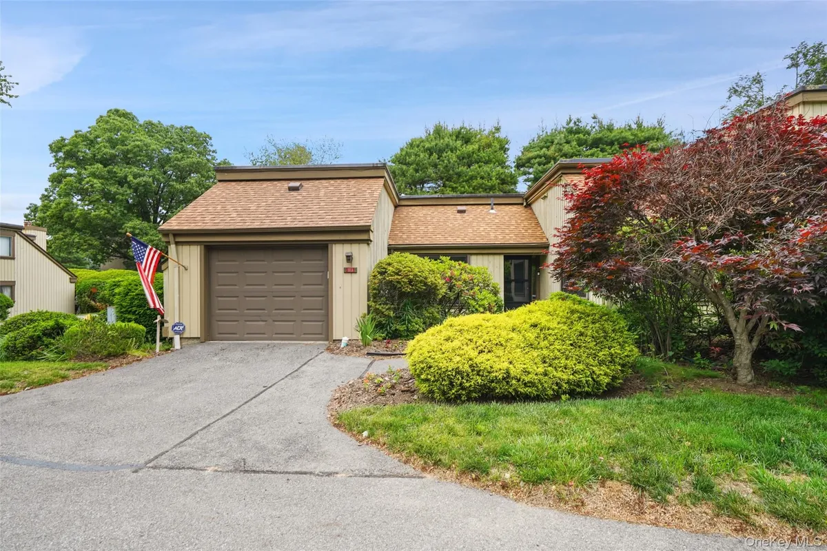 Property Slideshow image 1 of 25 | 101 heritage hills dr a, Somers, NY, 10589