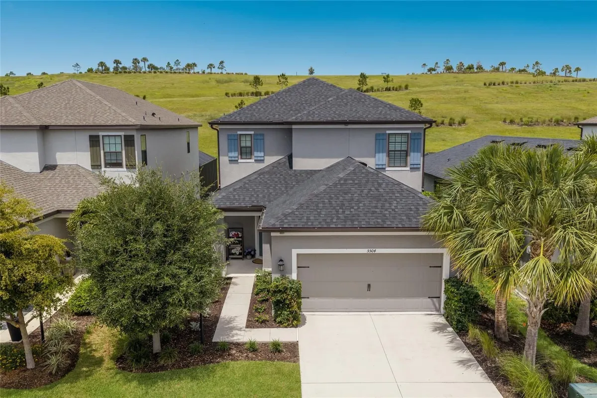 Property Slideshow image 1 of 45 | 5504 summit gln, Bradenton, FL, 34203