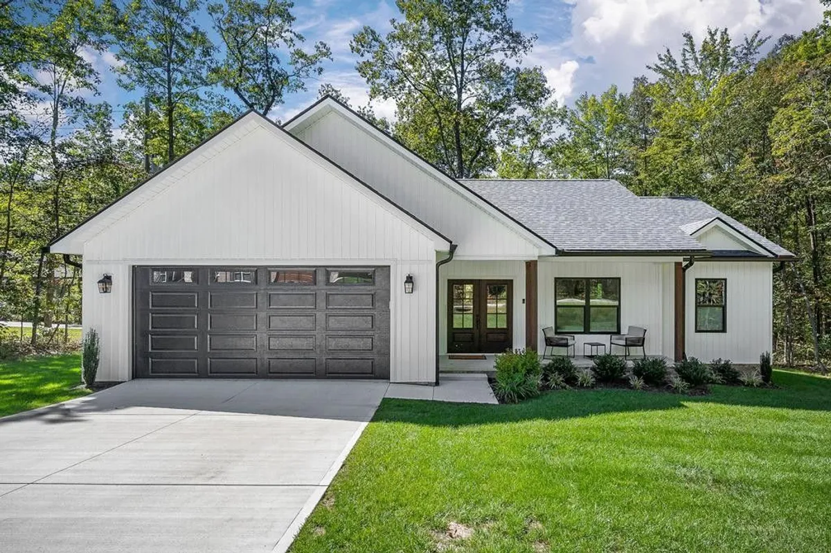 Property Slideshow image 1 of 32 | 13 ashford pl, Crossville, TN, 38558