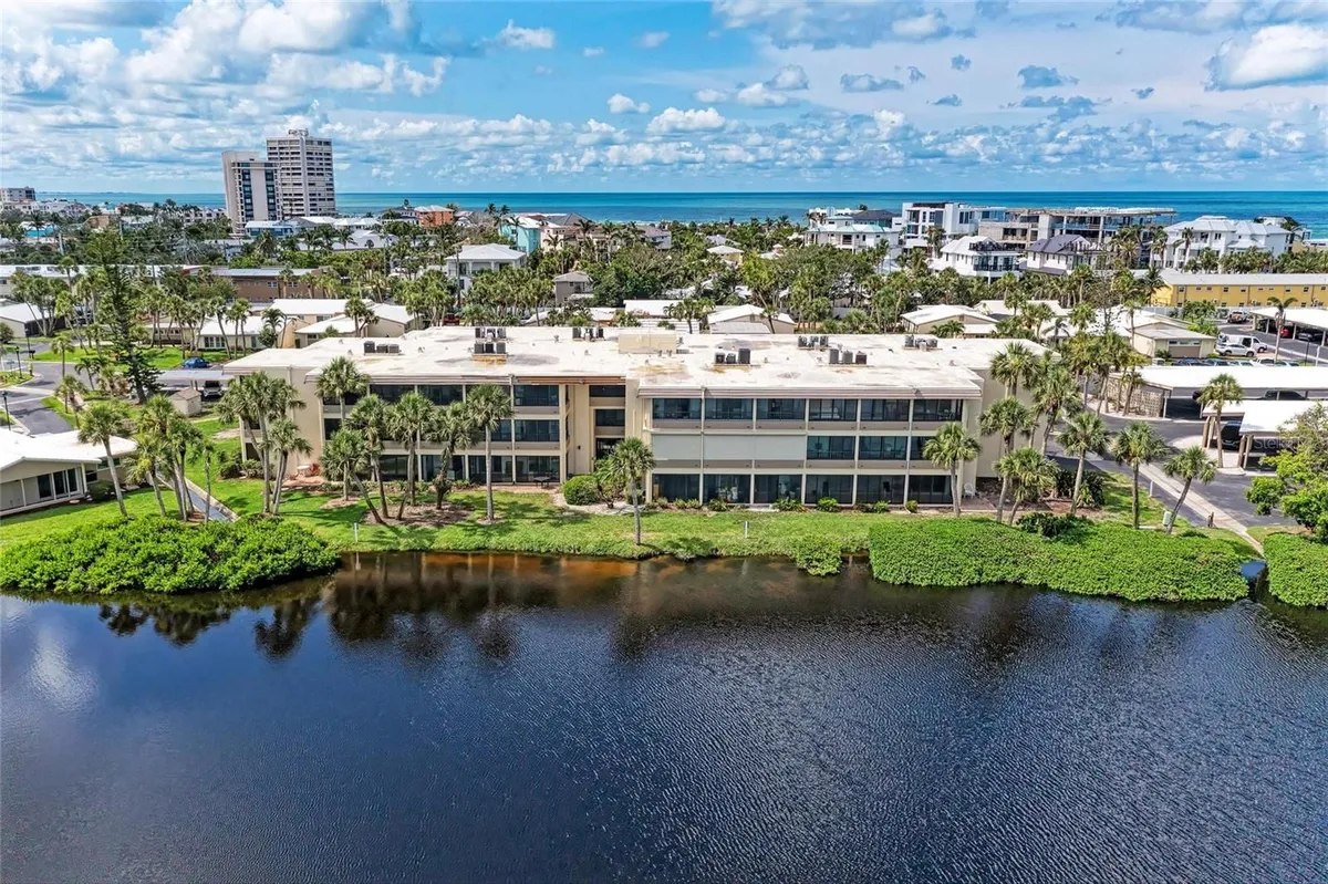 Property Slideshow image 1 of 55 | 101 whispering sands dr apt 307, Sarasota, FL, 34242