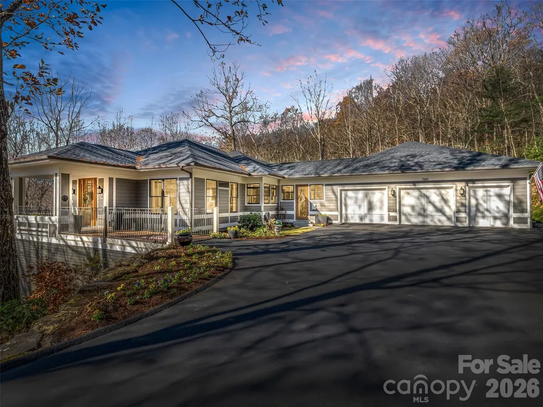 Property Slideshow image 1 of 44 | 720 overlook dr, Flat Rock, NC, 28731