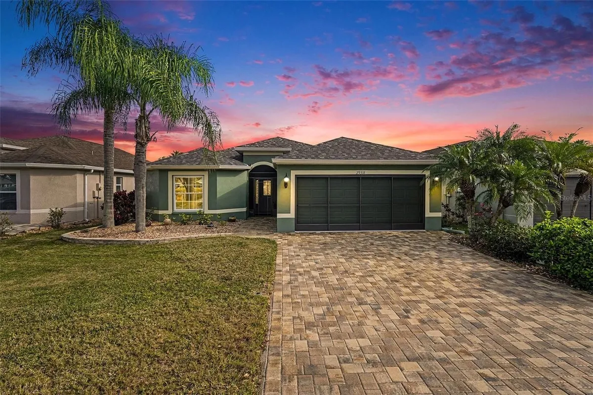 Property Slideshow image 1 of 33 | 29318 snap hook dr, San Antonio, FL, 33576