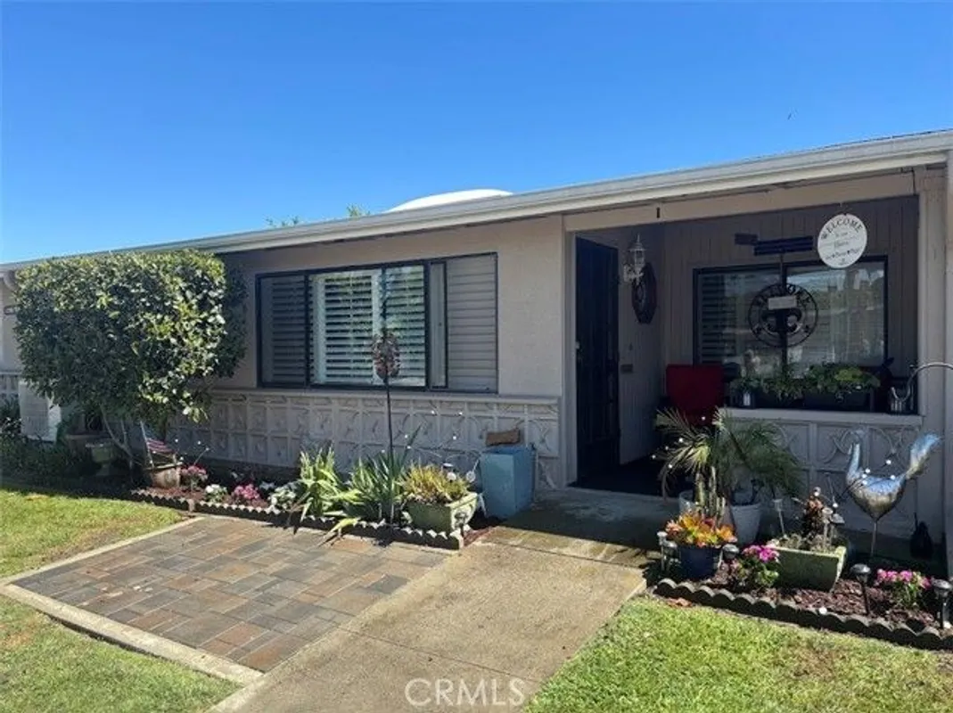 Property Slideshow image 1 of 21 | 1290 northwood rd 161i m7, Seal Beach, CA, 90740