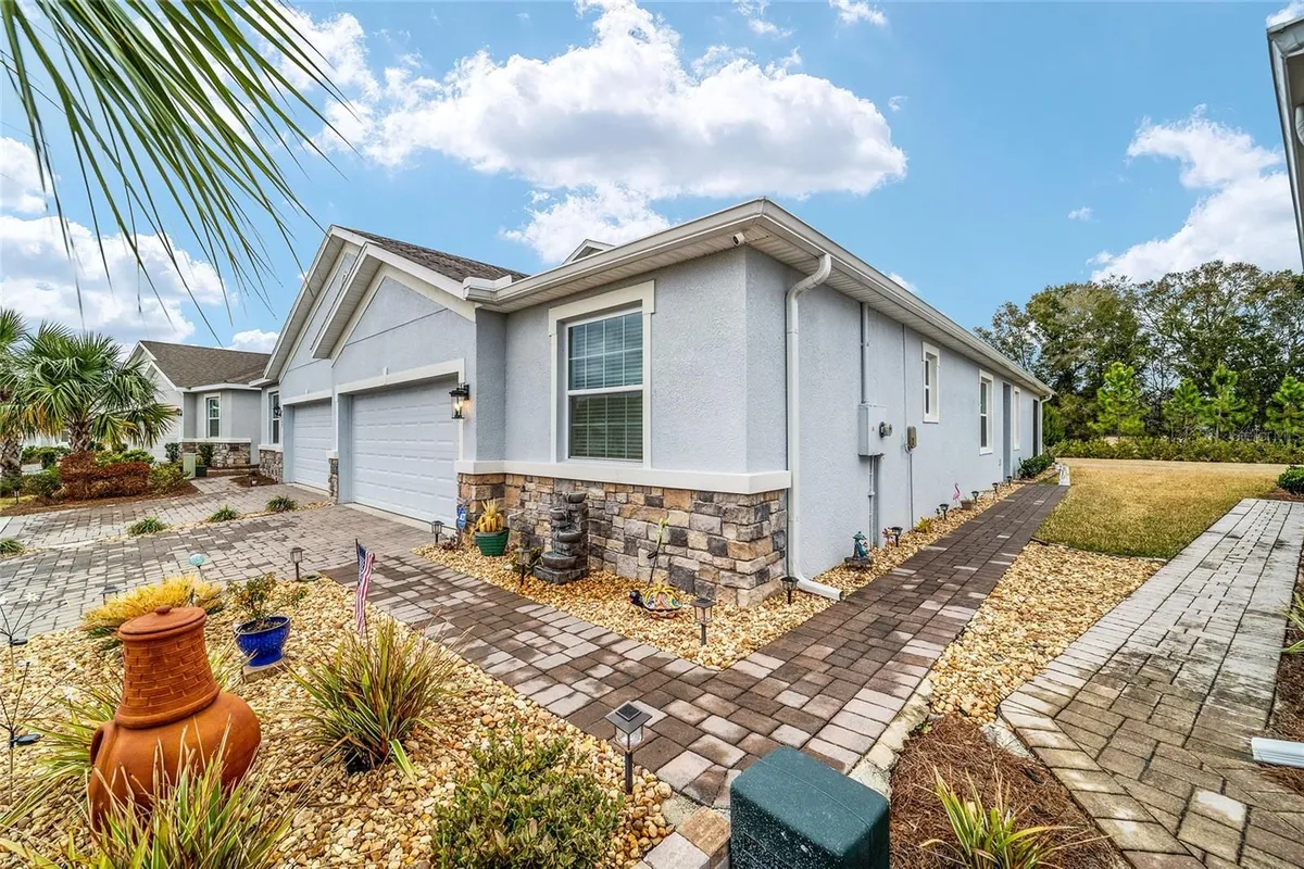 Property Slideshow image 1 of 77 | 5361 nw 48th pl, Ocala, FL, 34482
