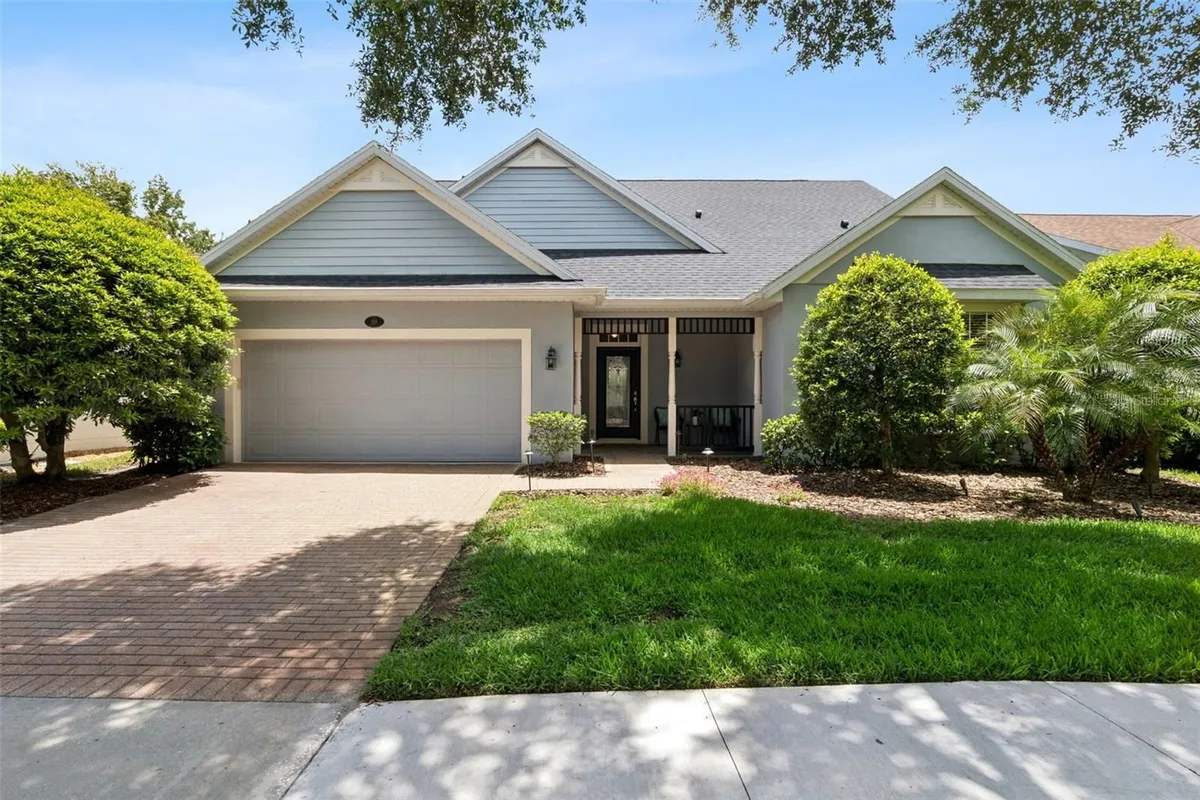 Property Slideshow image 1 of 53 | 110 overton gardens ln, Deland, FL, 32724