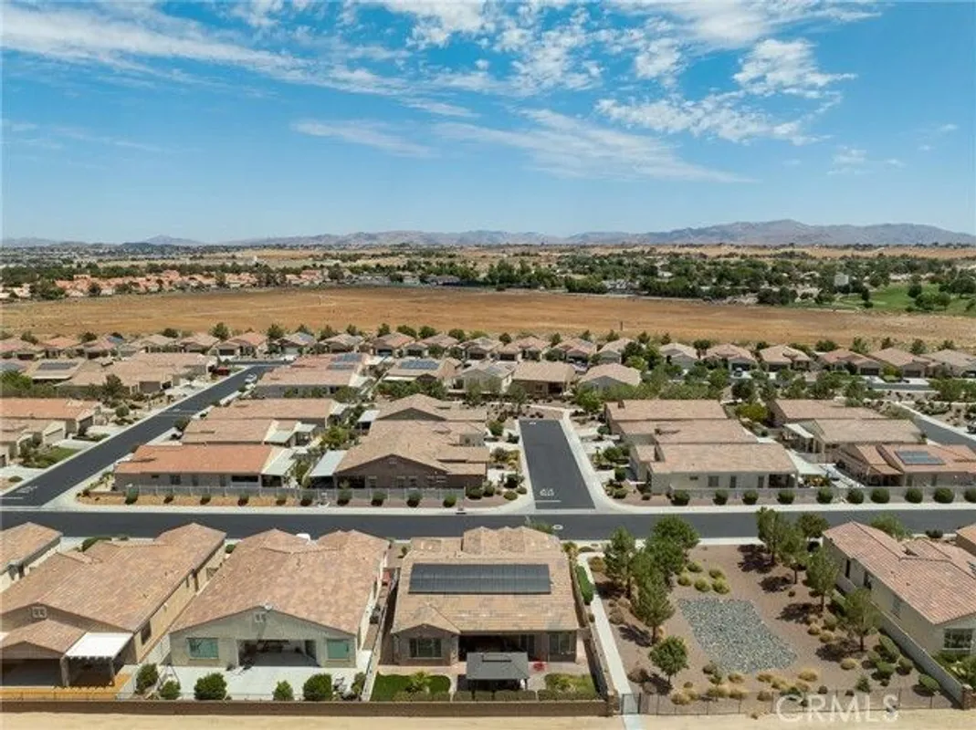 Property Slideshow image 1 of 21 | 11284 river run, Apple Valley, CA, 92308