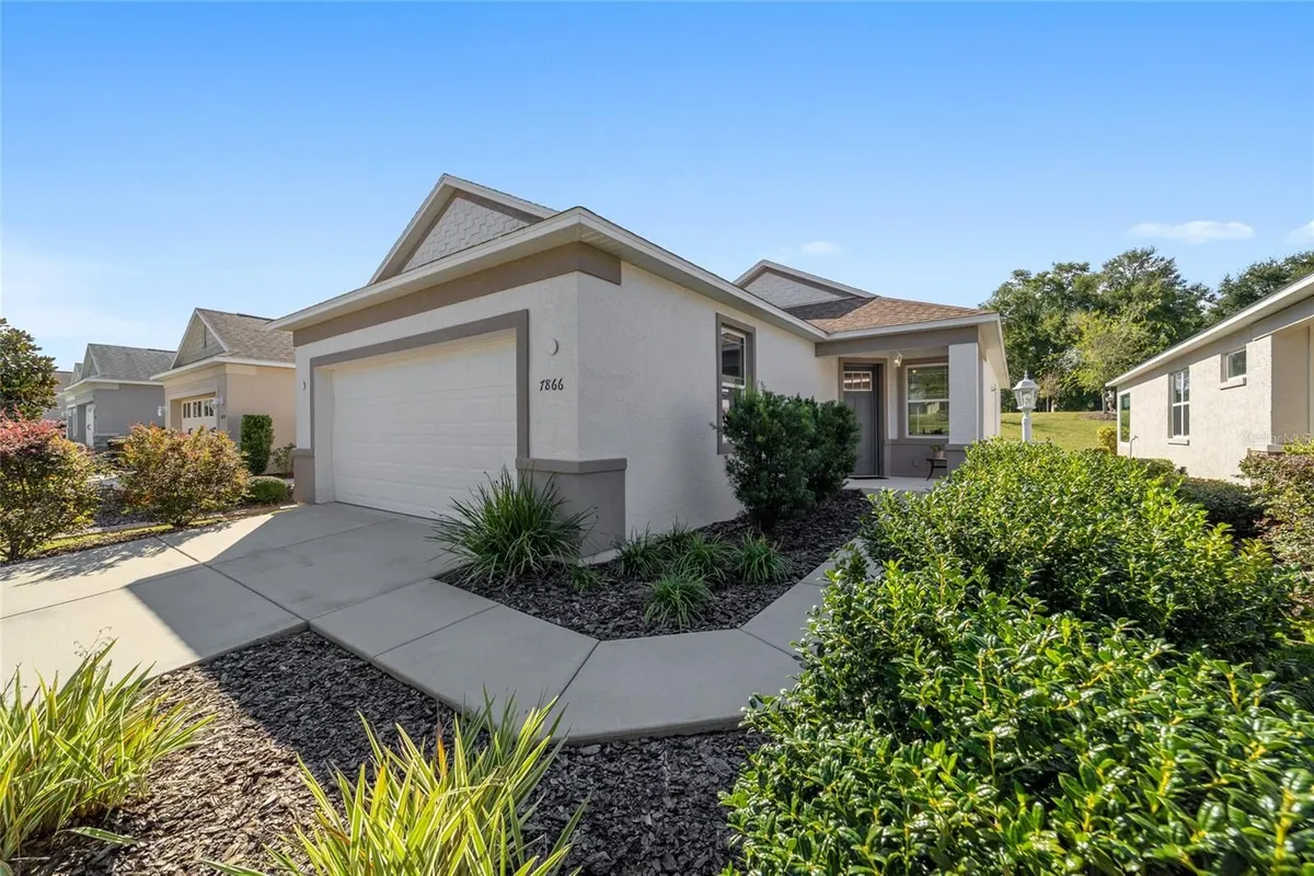 Property Slideshow image 1 of 52 | 7866 sw 84th loop, Ocala, FL, 34476