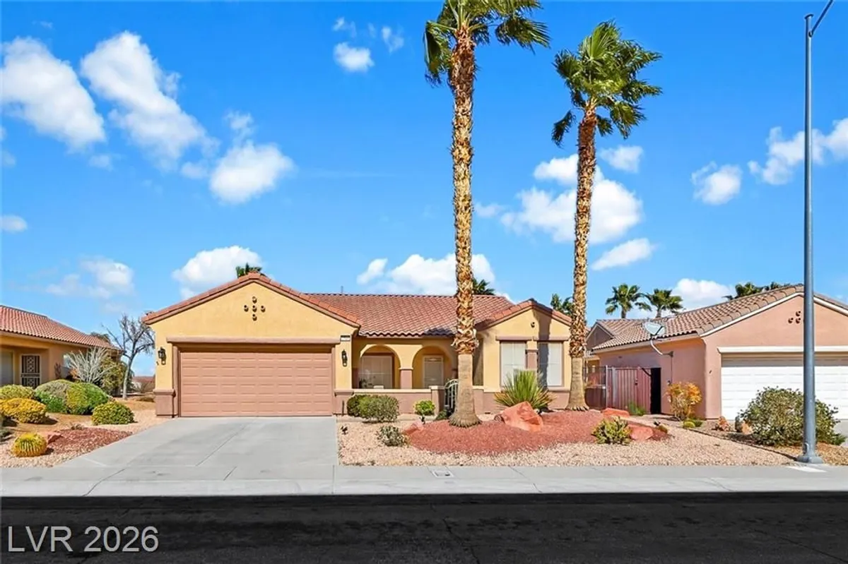 Property Slideshow image 1 of 50 | 2544 leighton ave, Henderson, NV, 89052