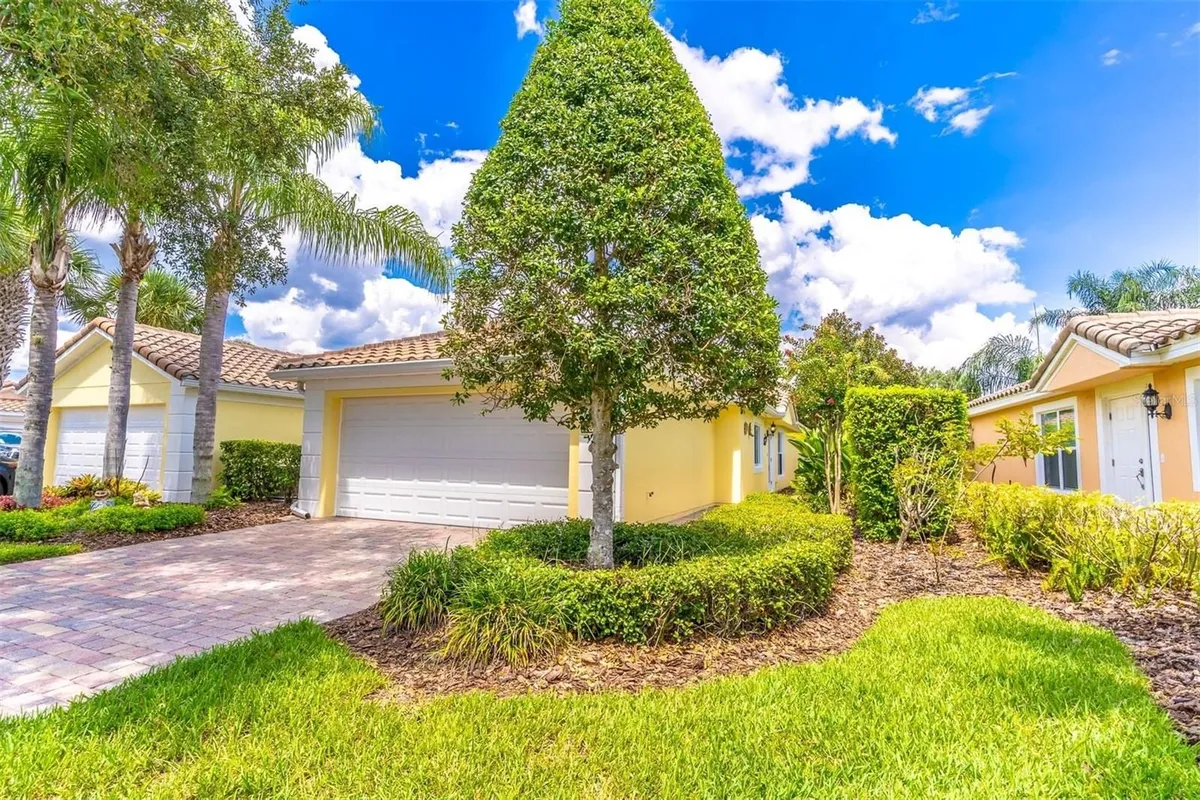 Property Slideshow image 1 of 46 | 11959 modena ln, Orlando, FL, 32827