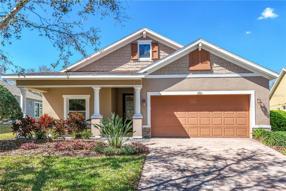 Property Slideshow image 1 of 49 | 105 cupania ct, Groveland, FL, 34736