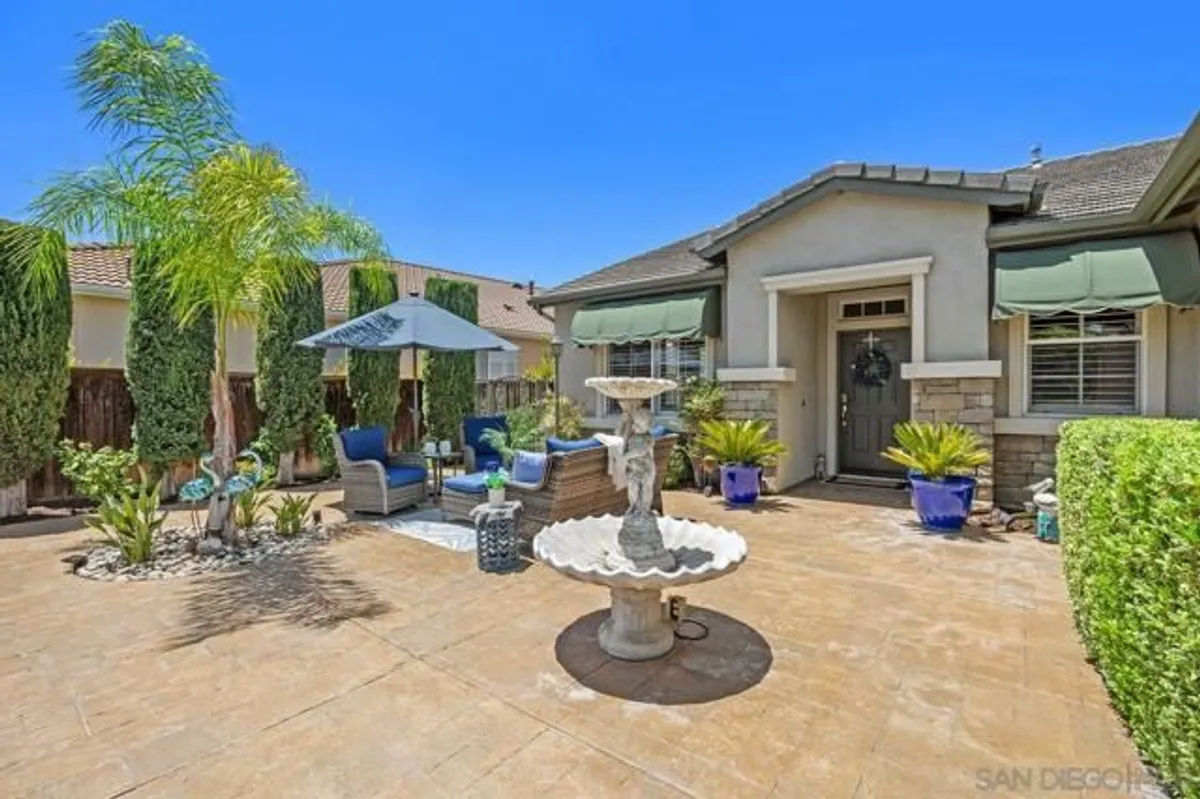 Property Slideshow image 1 of 53 | 39563 freemark abbey, Murrieta, CA, 92563