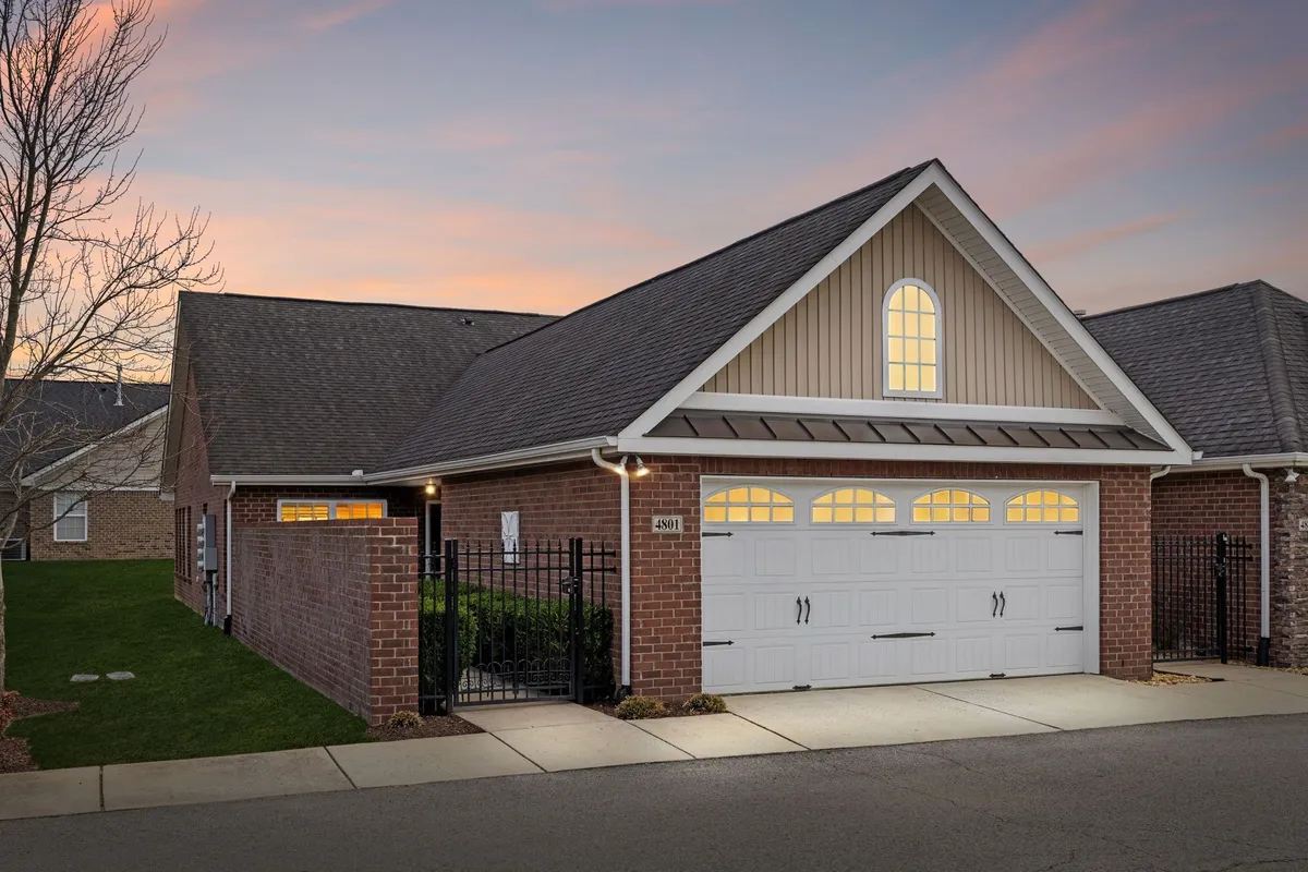 Property Slideshow image 1 of 53 | 395 devon chase hl 4801, Gallatin, TN, 37066