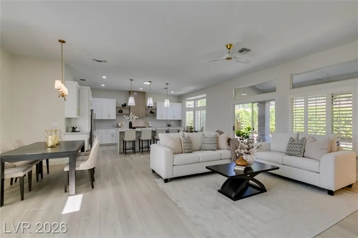 Property Slideshow image 1 of 26 | 10724 argents hill dr, Las Vegas, NV, 89134