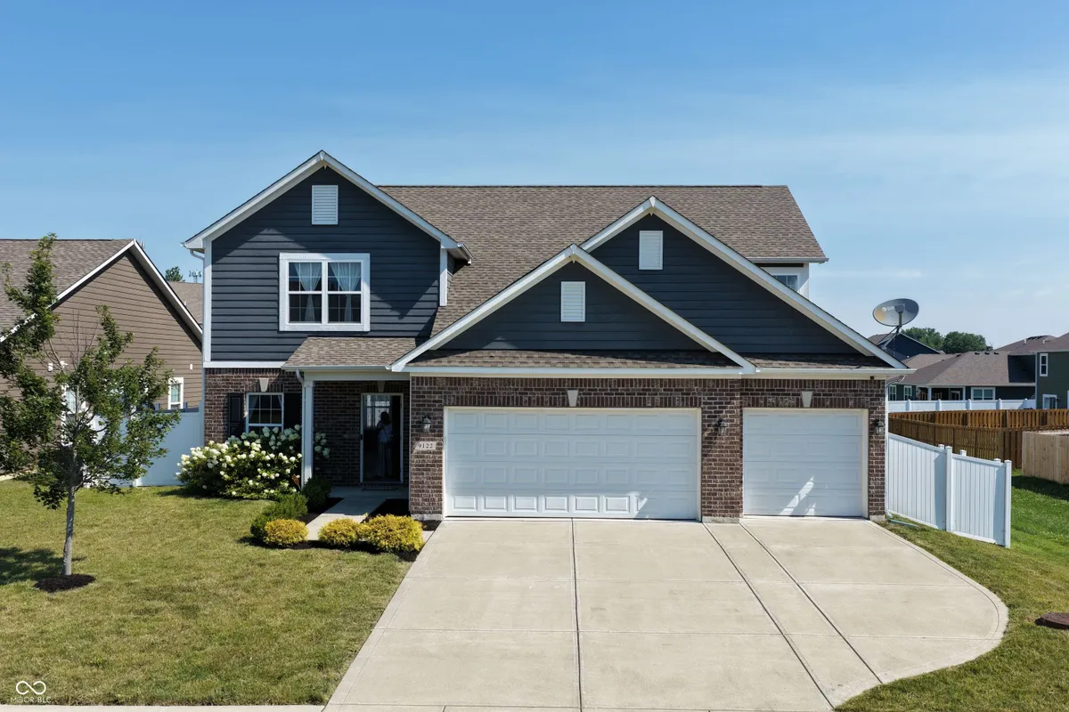 Property Slideshow image 1 of 52 | 9122 hemingway dr, Indianapolis, IN, 46239