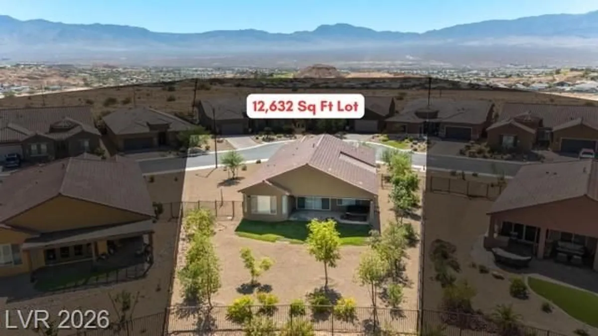Property Slideshow image 1 of 85 | 906 majestic vw, Mesquite, NV, 89034