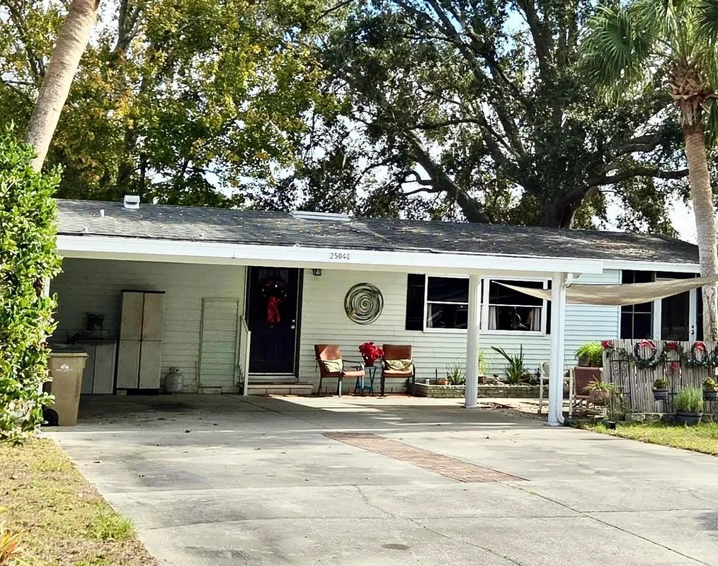 Property Slideshow image 1 of 28 | 25040 betton hl, Leesburg, FL, 34748