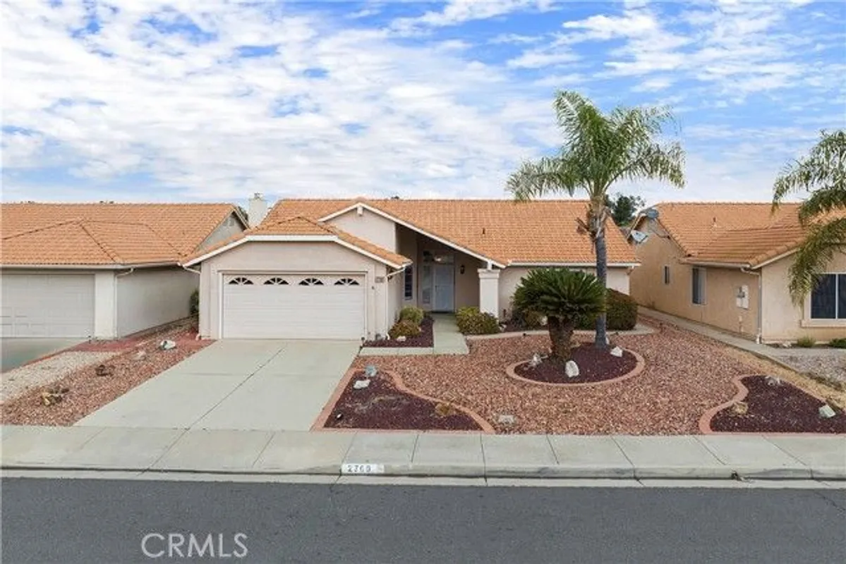 Property Slideshow image 1 of 36 | 2760 banyan tree ln, Hemet, CA, 92545