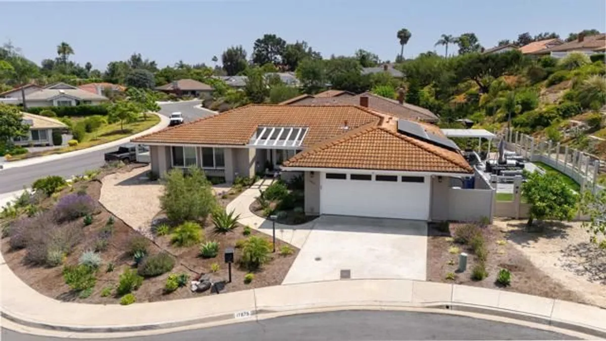 Property Slideshow image 1 of 36 | 17875 plaza ahora, San Diego, CA, 92128