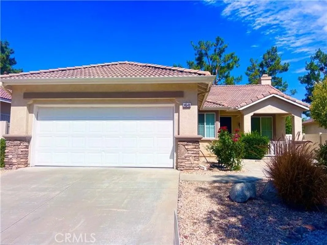 Property Slideshow image 1 of 28 | 14549 everest way, Moreno Valley, CA, 92555