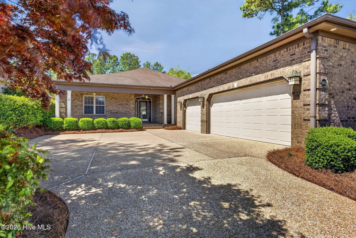 Property Slideshow image 1 of 79 | 6201 motts village rd, Wilmington, NC, 28412