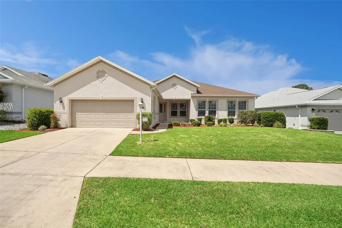 Property Slideshow image 1 of 32 | 3719 belle rose dr, Leesburg, FL, 34748