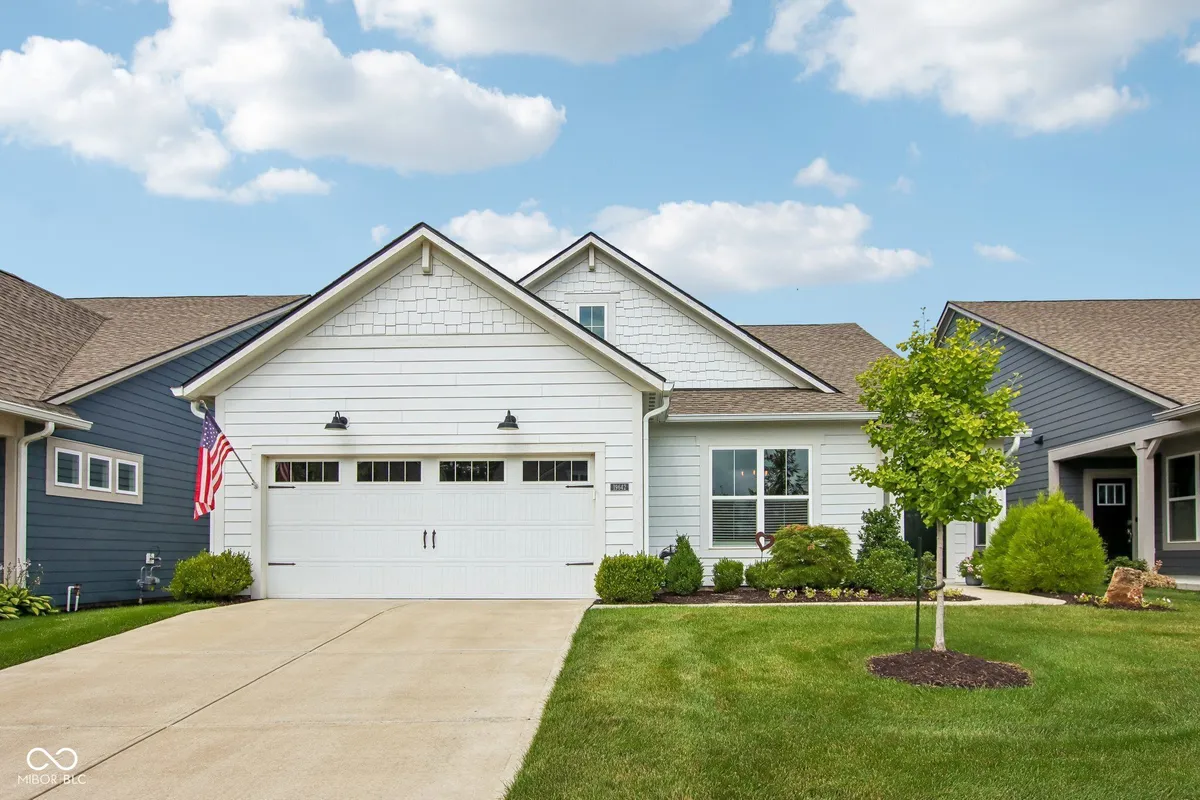 Property Slideshow image 1 of 52 | 19642 mcdonald pl, Westfield, IN, 46074