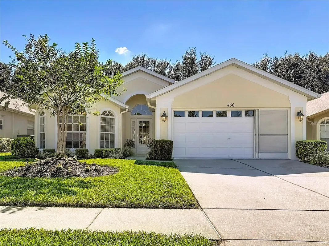 Property Slideshow image 1 of 48 | 456 greenwich cir, Spring Hill, FL, 34609