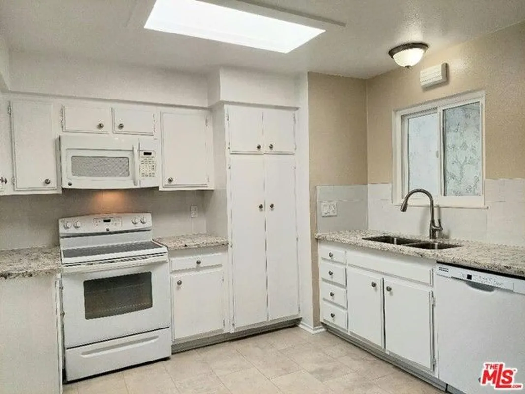 Property Slideshow image 1 of 17 | 3501 pear blossom ave, Oceanside, CA, 92057