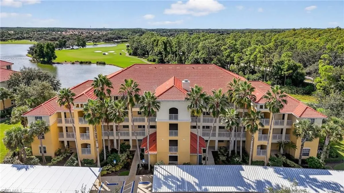 Property Slideshow image 1 of 47 | 10700 ravenna way 402, Fort Myers, FL, 33913