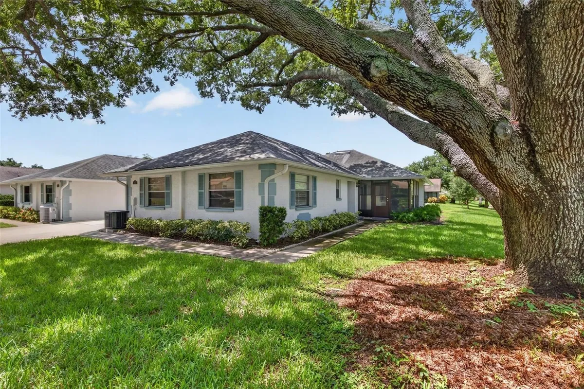 Property Slideshow image 1 of 53 | 1275 stonehaven ln, Dunedin, FL, 34698