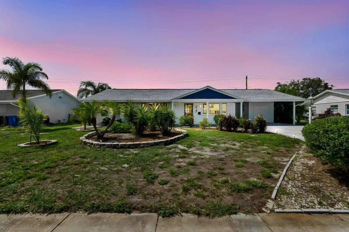 Property Slideshow image 1 of 57 | 830 la jolla ave, Sun City Center, FL, 33573
