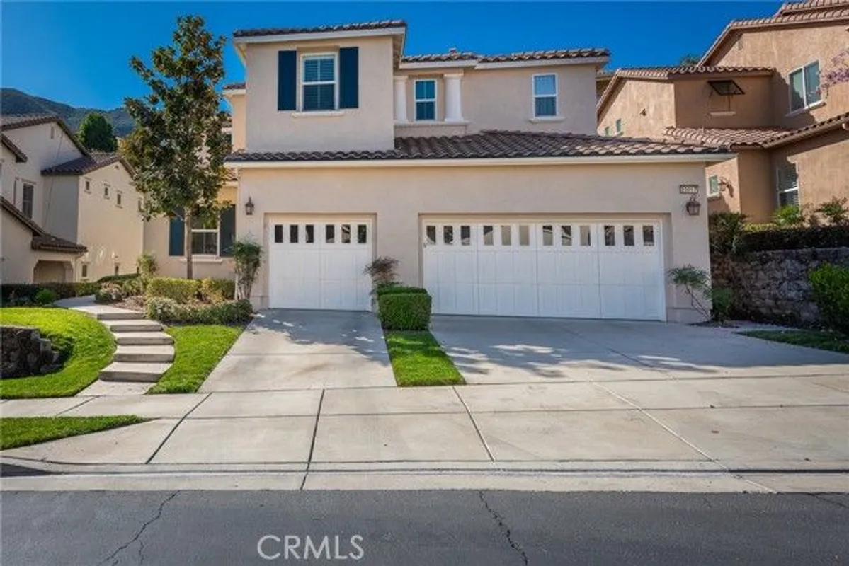 Property Slideshow image 1 of 36 | 23811 cahuilla ct, Corona, CA, 92883