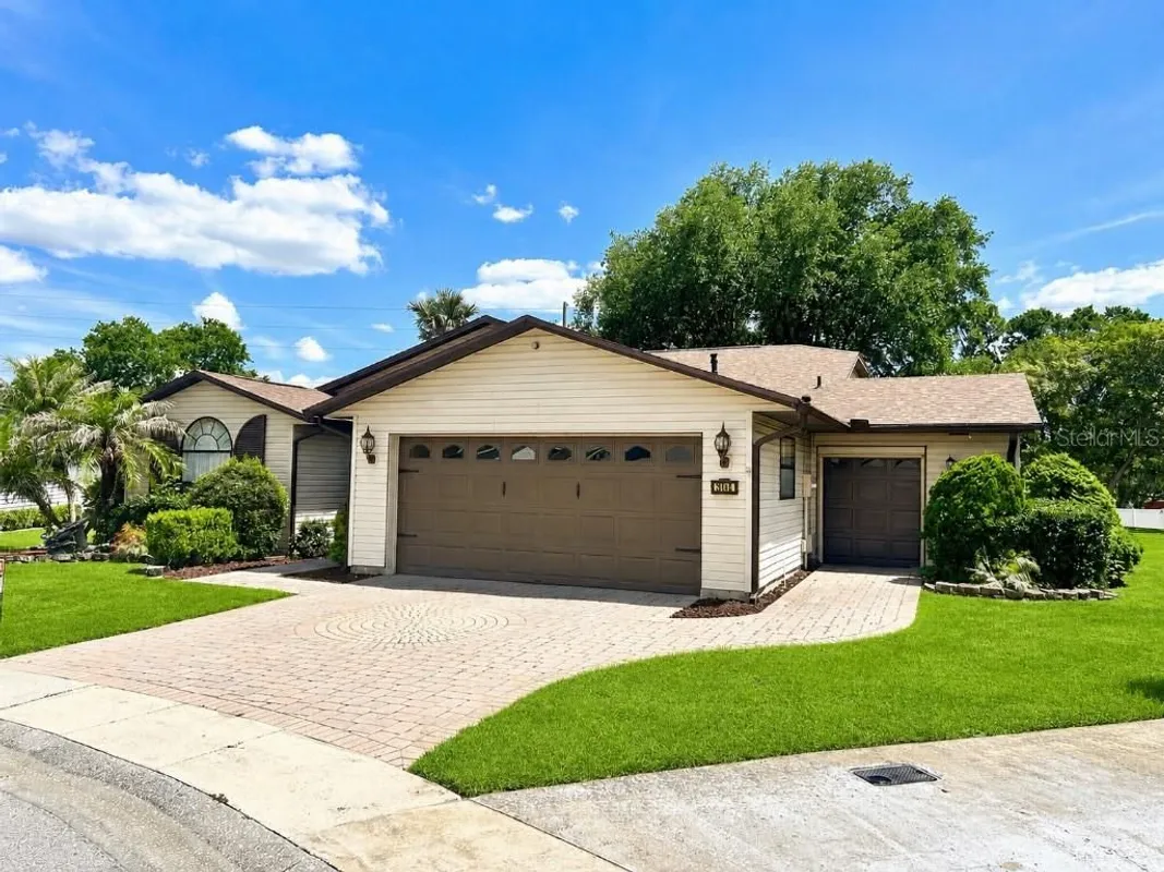Property Slideshow image 1 of 15 | 3104 sand trap ct, Lakeland, FL, 33810