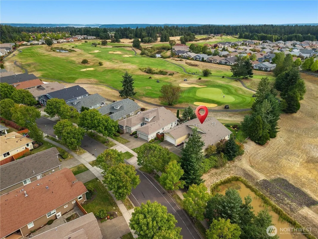 Property Slideshow image 1 of 40 | 4212 vashon dr, Lacey, WA, 98516
